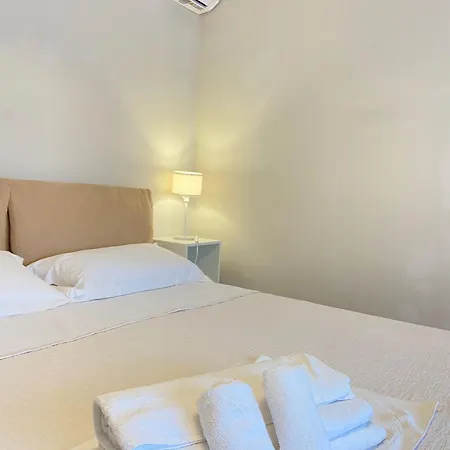 Apartment Home